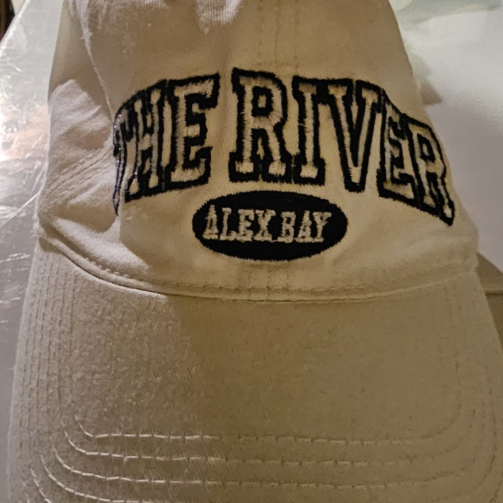 Cream/Tannish Baseball Cap